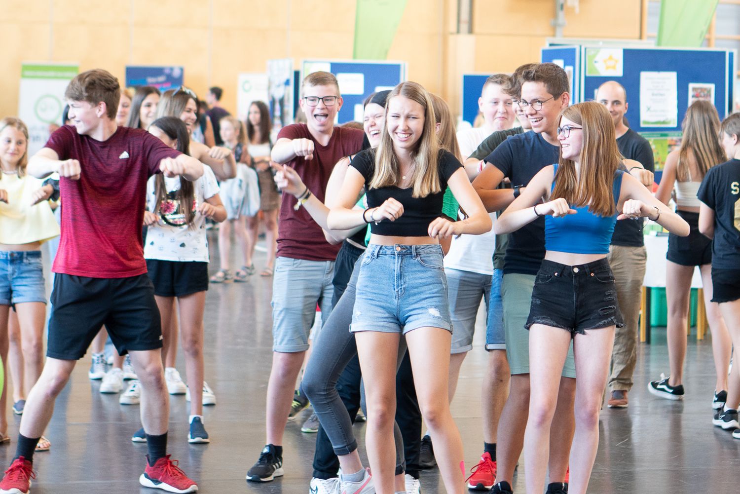 XUND UND DU - Jugendliche beim Sport